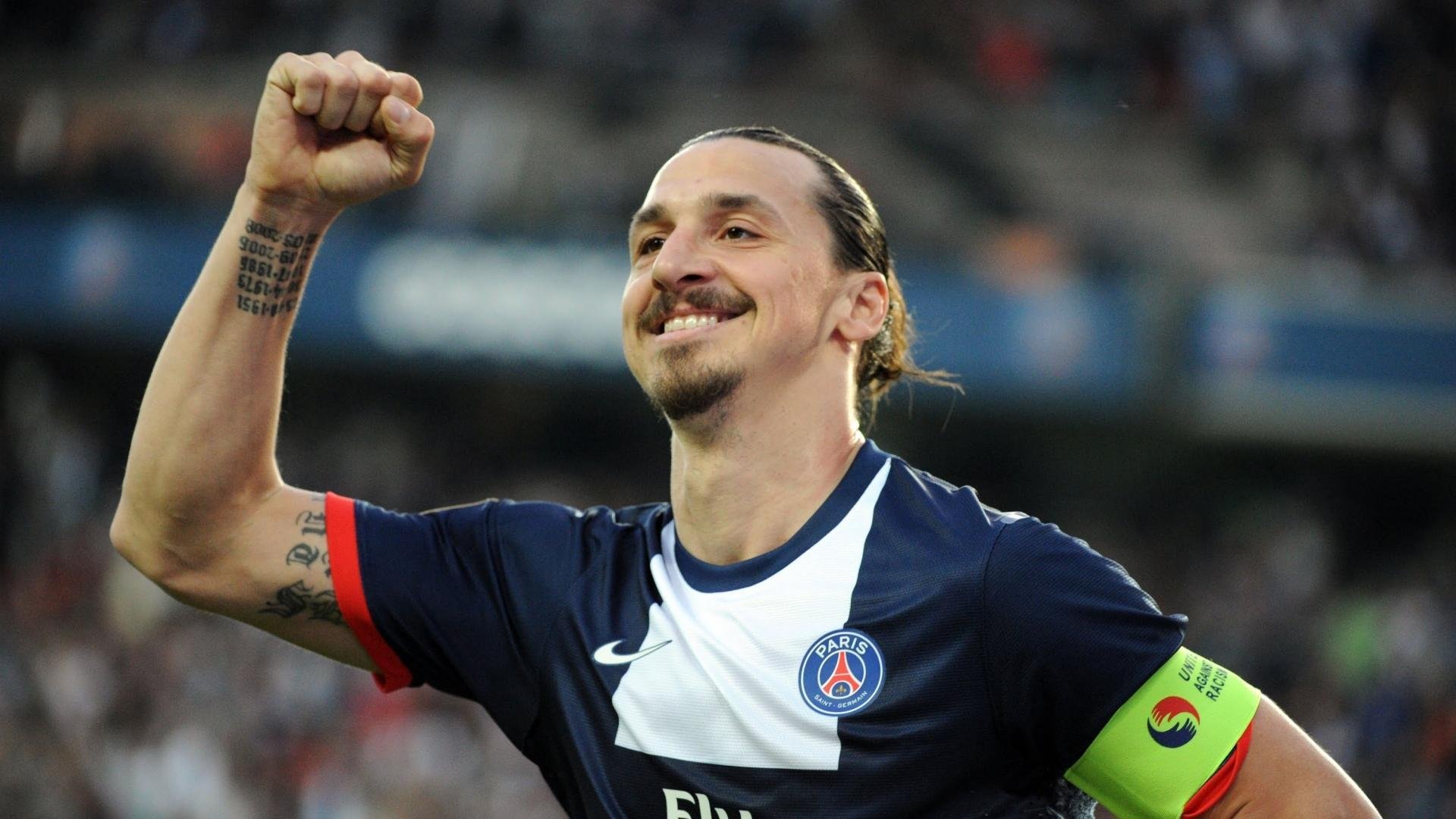 费耶诺德夺得荷兰杯,球队表现出色,费耶诺德小球迷